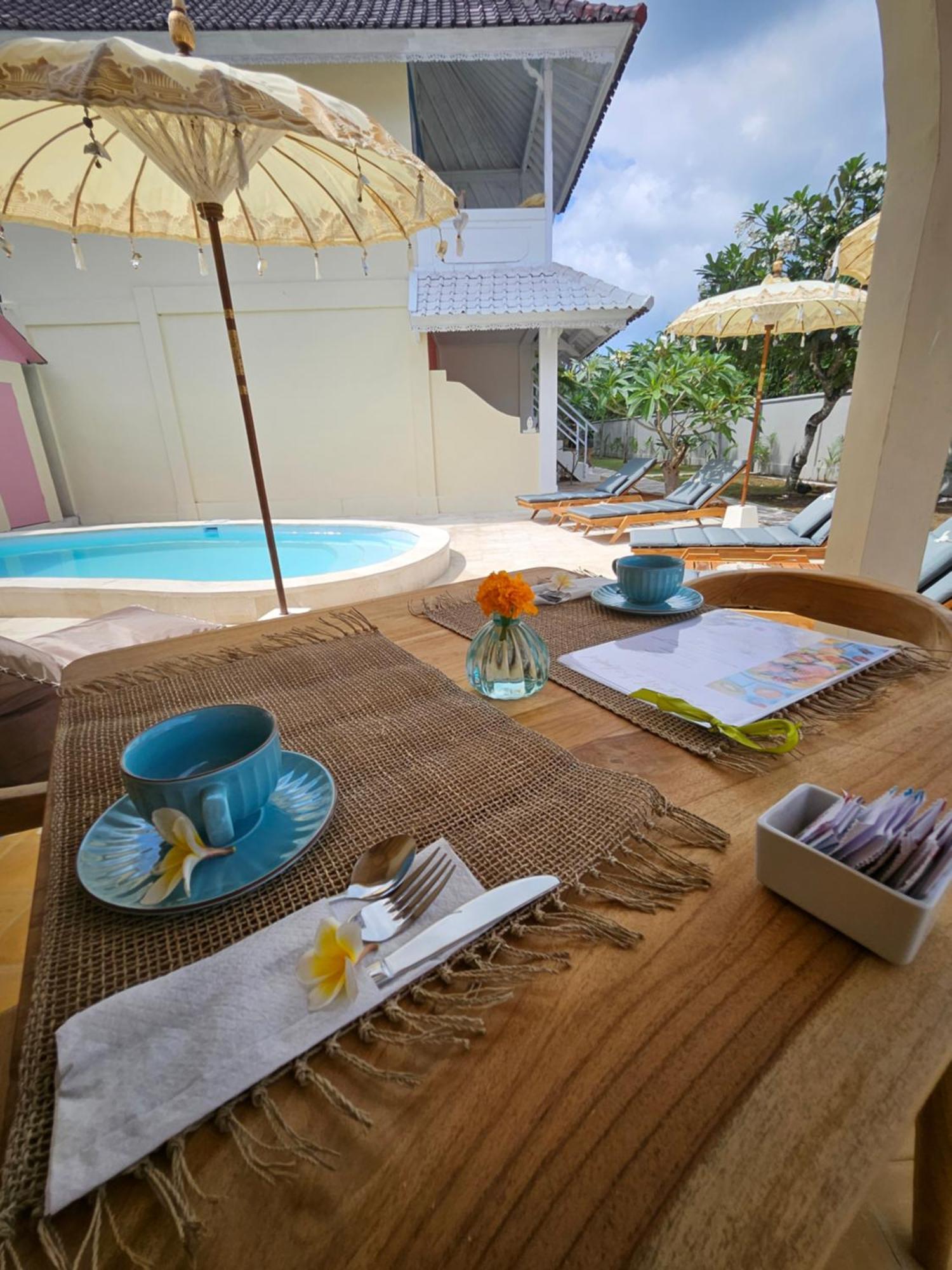 Отель United Colors Of Lembongan Экстерьер фото