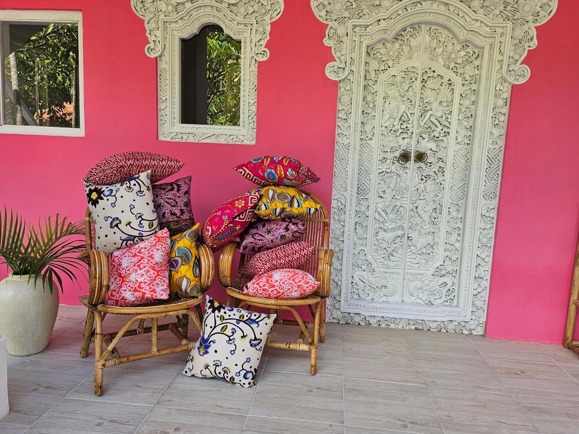 Отель United Colors Of Lembongan Экстерьер фото