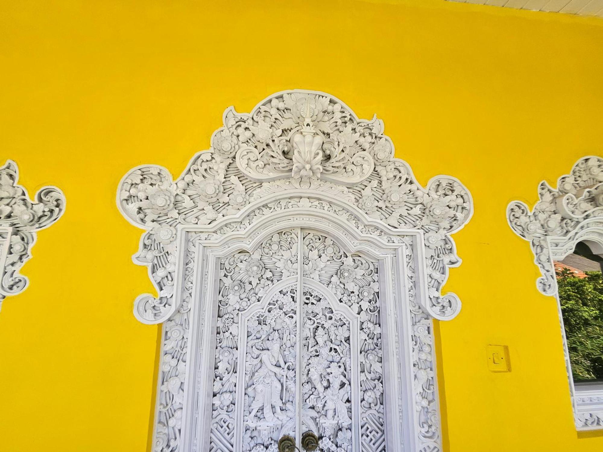 Отель United Colors Of Lembongan Экстерьер фото